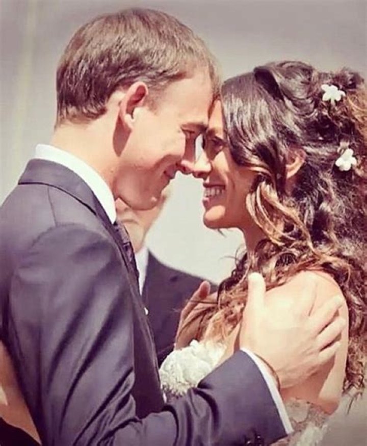 Alanis Morissette's Husband: Who Is Souleye?