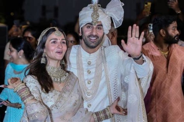 Alia Bhatt: Height, Age, Family & More