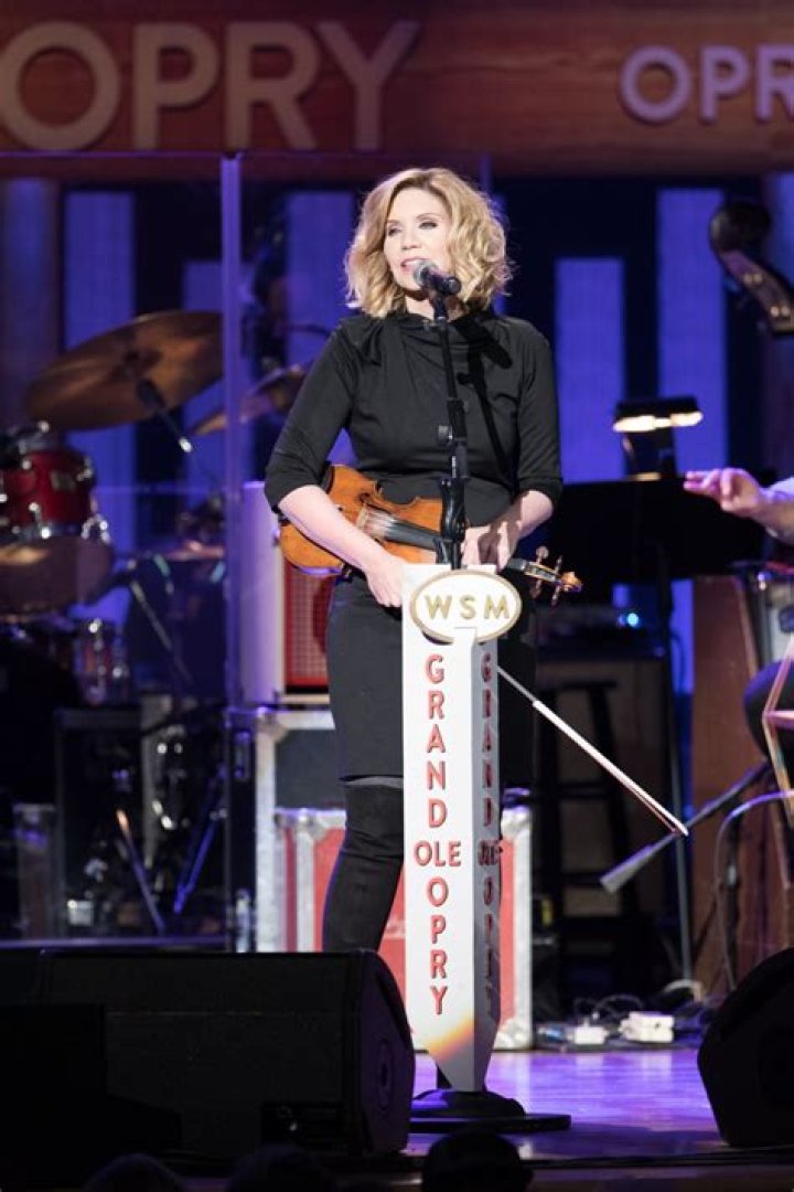Alison Krauss's Transformative Weight Loss Journey: Unlocking Her Secrets