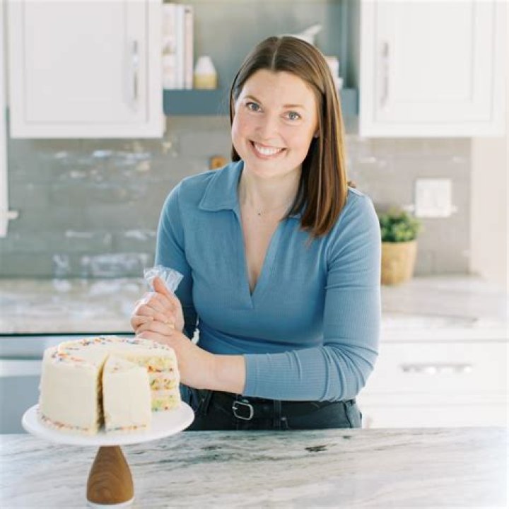 Allison: Bridezilla And Cake Boss Extraordinaire