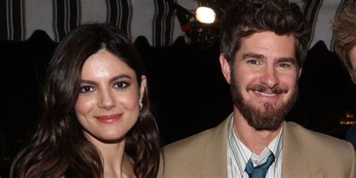 Andrew Garfield's Dating Life: Rumors, Relationships & More!