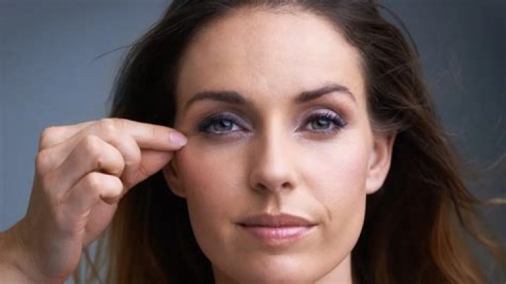 Are Big Eyelids The Key To Enchanting Beauty?
