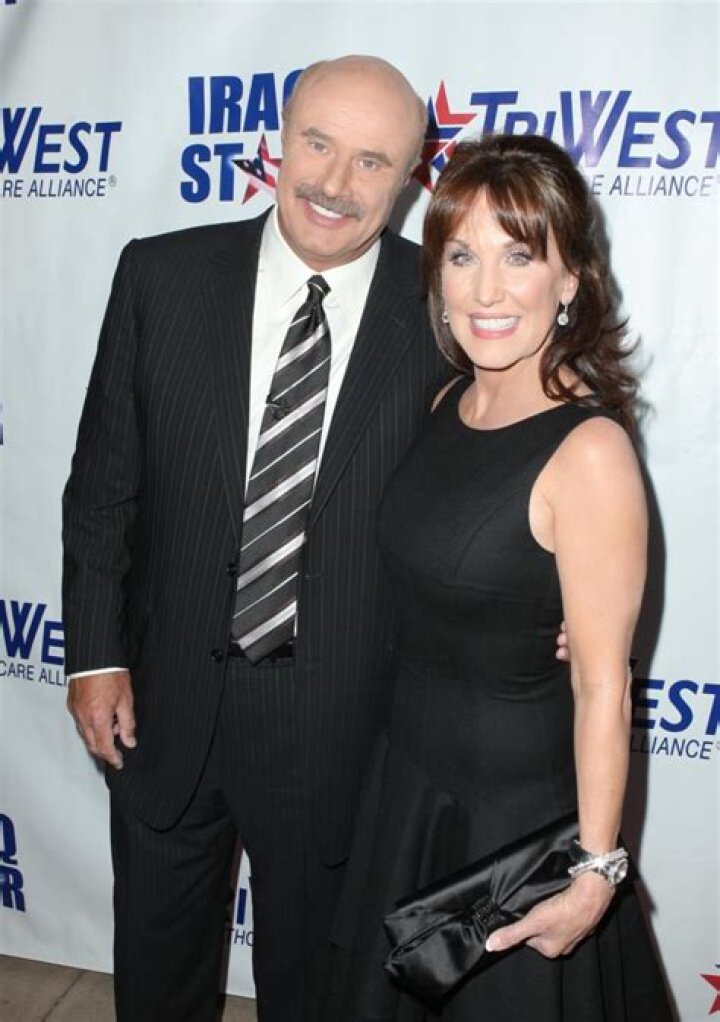 Are Dr. Phil & Robin McGraw Still Married? Marriage Details Revealed!