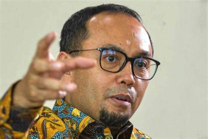 Biografi, Perjalanan Karier, Dan Fakta Menarik