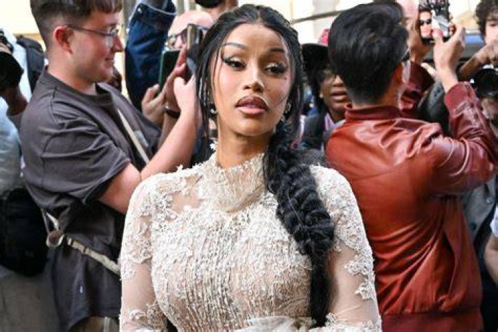 Cardi B Leaked Photos Exposed: A Comprehensive Collection