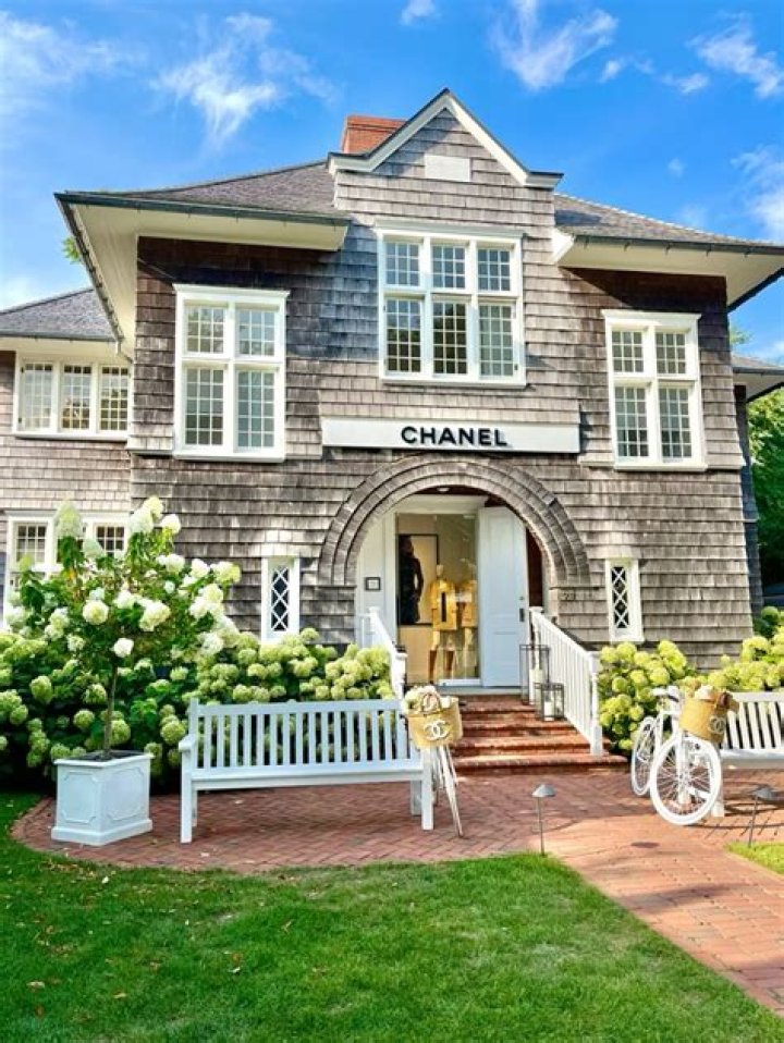Chanel Hamptons Photos: A Glimpse Into Luxury And Style