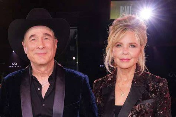 Clint Black's Love Life: Was Clint Black Married Before Lisa Hartman?
