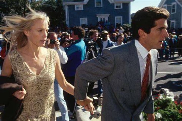 Daryl Hannah And The Fascinating Tale Of The Twins