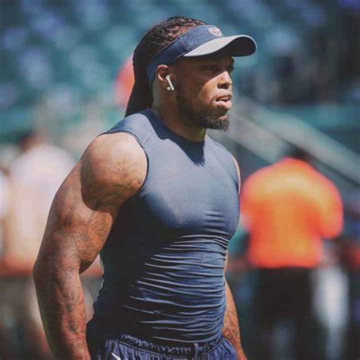 Derrick Henry's Weight & Height: An Athletic Profile