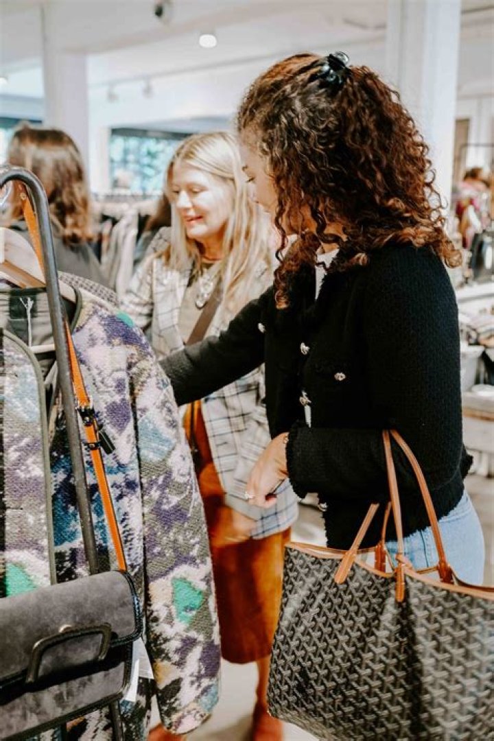 Discover Aagmaal: Shopping, Style & More