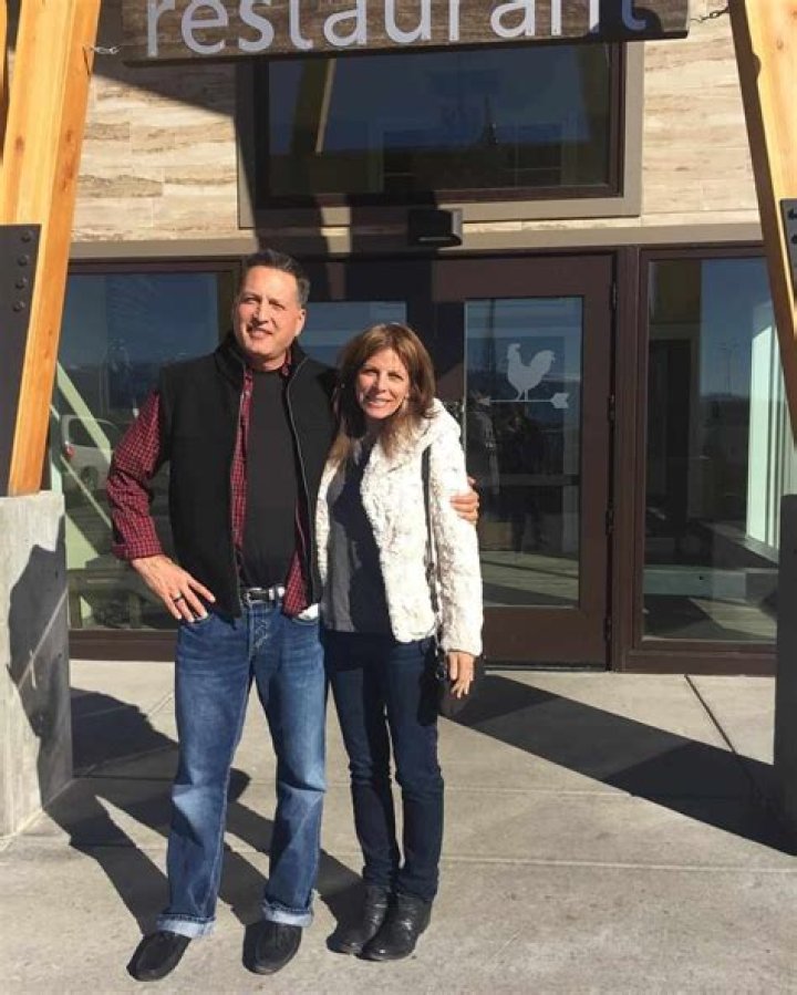 Discover Dr. Doug Weiss's Wife: Unveiling Lisa's Identity