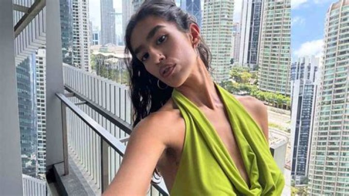 Discover Jasmine Sherni: Content Creator & Influencer