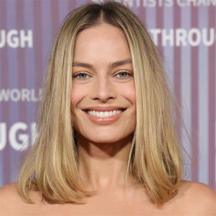 Discover Margot Robbie's Gin: Uncover The Exclusive Retailers