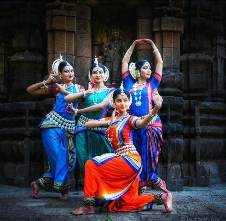 Discover MyDesi: Indian Entertainment & Culture