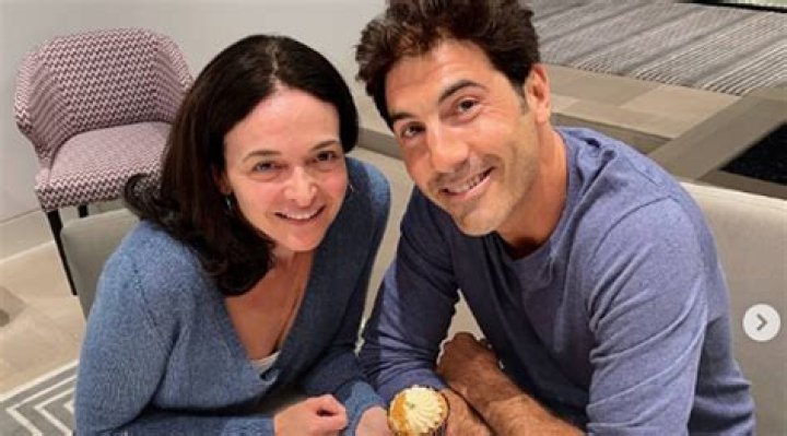Discover Sheryl Sandberg's Tenure As Facebook COO: Unlocking Success Secrets