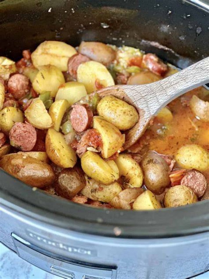 Discover The Secrets Of Irresistible Kielbasa And Potato Crockpot Recipes