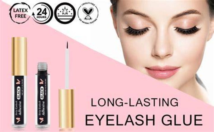 Discover Your Lash Eden: Gentle Organic Eyelash Glue For Sensitive Eyes
