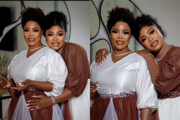 Discovering The Enigmatic Eniola Ajao And Her Twin Sister