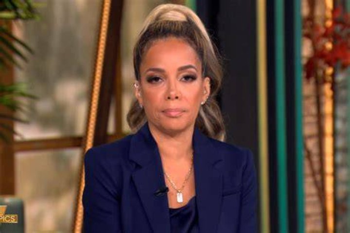 Dive Into The Meaning And Impact Of Sunny Hostin's Powerful Necklace