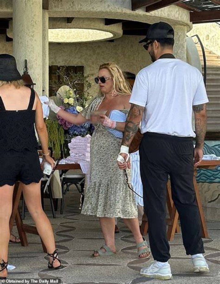 Exclusive: Unseen Britney Spears Crotch Shot Surfaces
