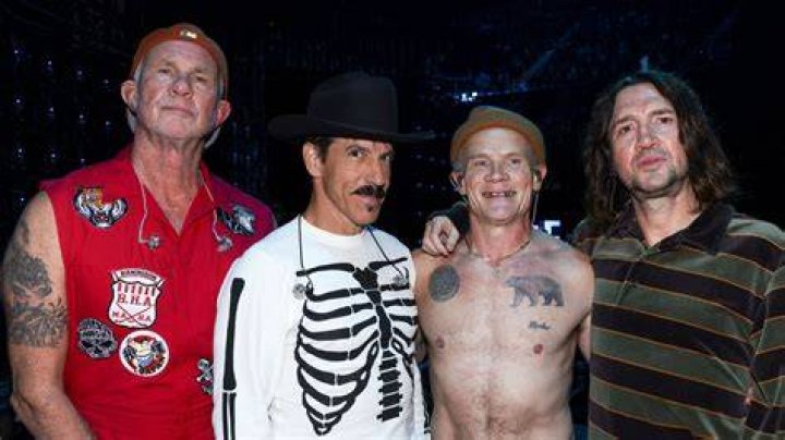Explore The Romantic Relationships Of Red Hot Chili Peppers Members In The 1990s