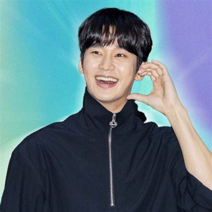 Exploring Kim Soo Hyun's Wealth: What Is Kim Soo Hyun Net Worth?