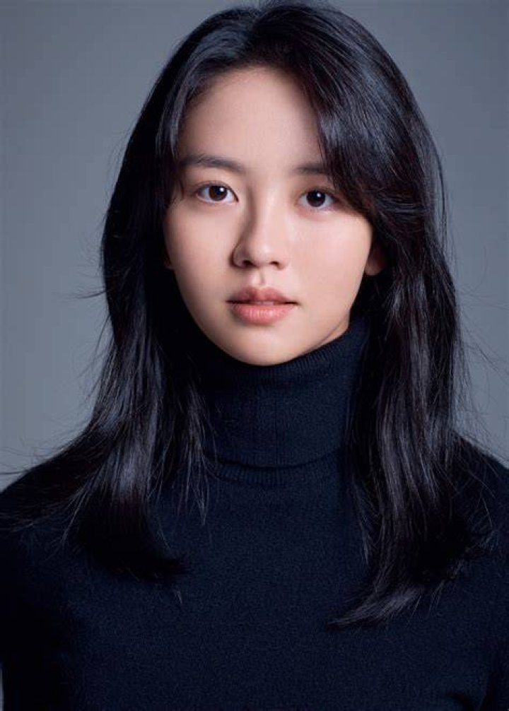 Exploring The Age Of Kim So Hyun: A Star In The Making