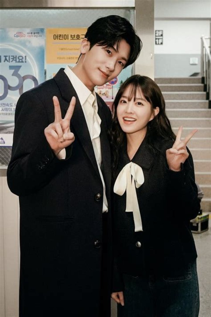 Exploring The Charismatic Duo: Kim Soo Hyun And Park Bo Young