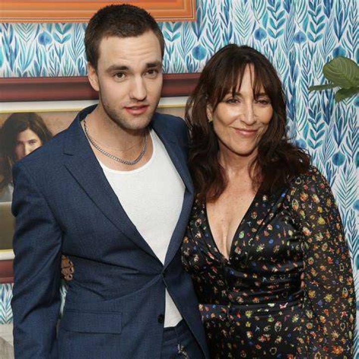 Exploring The Early Years Of Katey Sagal: A Journey Through Her Youth