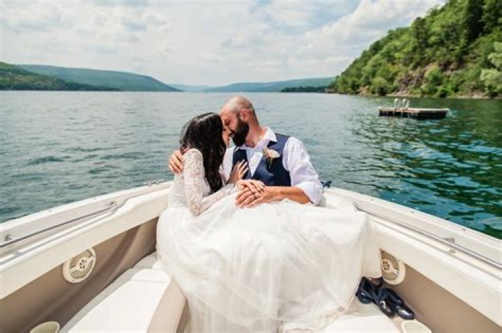 Finger Lakes Wedding Photographer: Capturing Your Special Day!