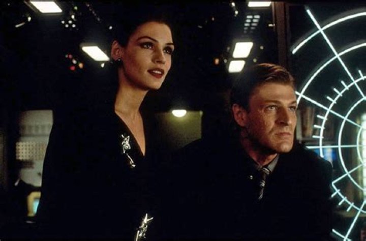 GoldenEye (1995) Cast: Brosnan, Bean, Janssen, and More