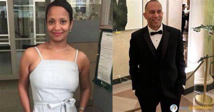 Hakeem Jeffries' Wife In Stunning Photos
