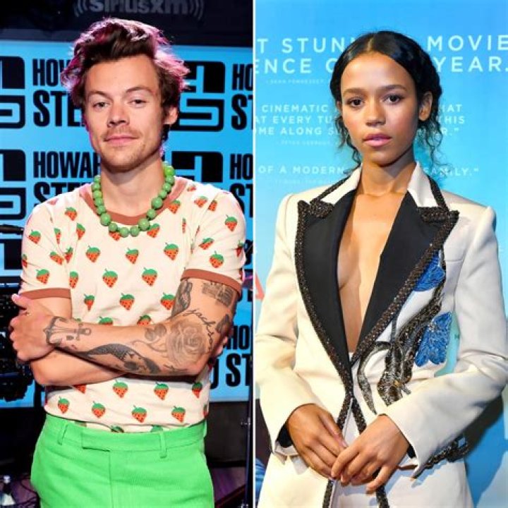 Harry Styles And His Girlfriend