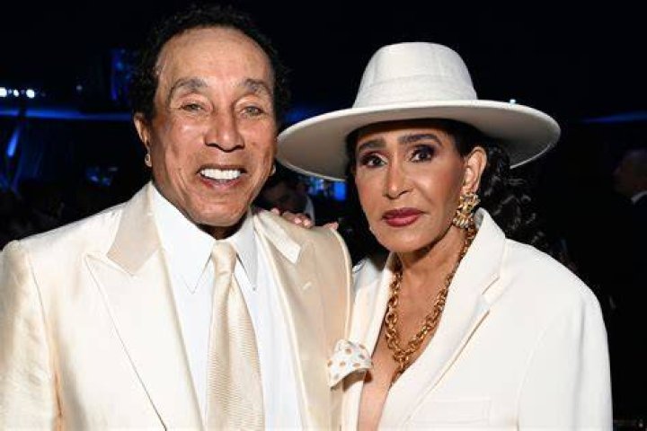 Has Smokey Robinson Gotten Under The Knife? The Truth Behind The Plastic Surgery Rumors