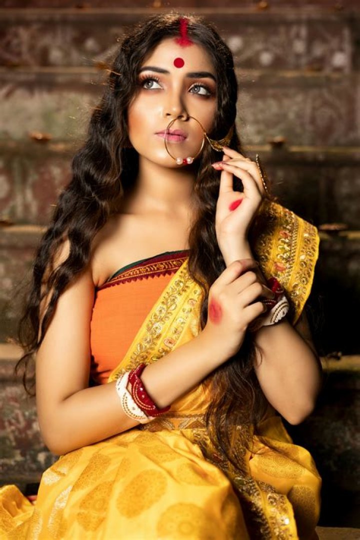 Hot Desi Videos: Uncensored Indian XXX Clips!