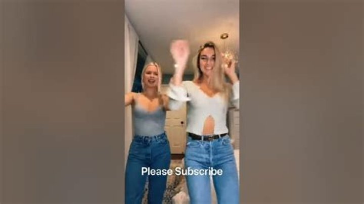 Hot TikTok Tits Videos & Photos