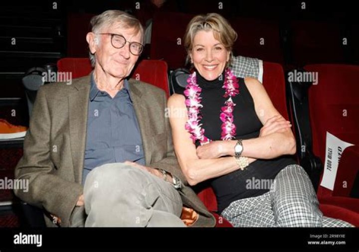 How Tall Is Wendie Malick? Unraveling Height And Its Significance