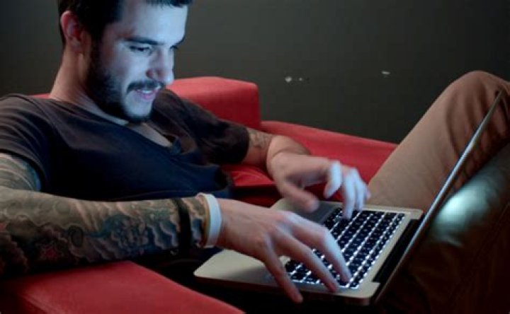 Is Fapello Leaks A Scam?