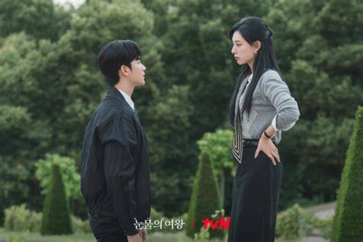 Is Kim Ji Won And Kim Soo Hyun's Rumored Romance Actually True?