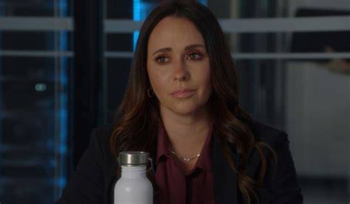 Is Maddie Pregnant On 911 Season 6? The Truth Behind The Speculation