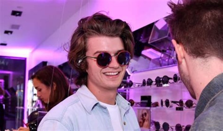 Joe Keery's Vocal Support For Palestine Earns Praise