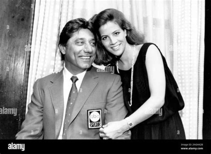 Joe Namath's Ex-Wife: Deborah Mays's Life Story