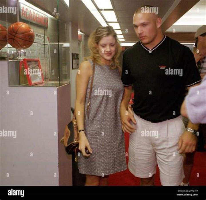 Laurie Urlacher's Impact On Football