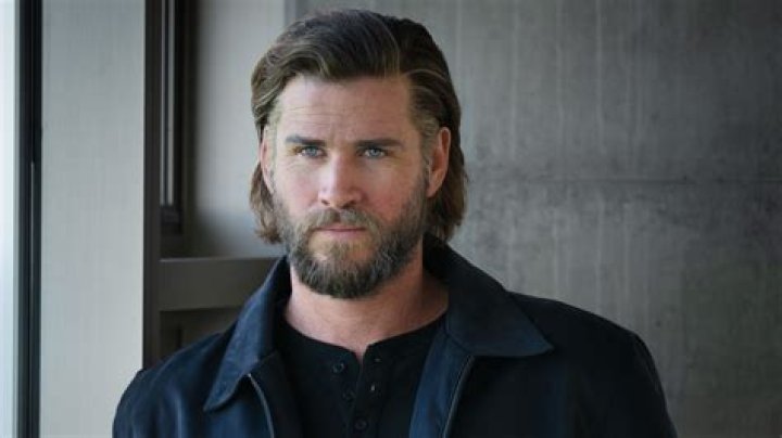 Liam Hemsworth's Astonishing Net Worth Revealed!