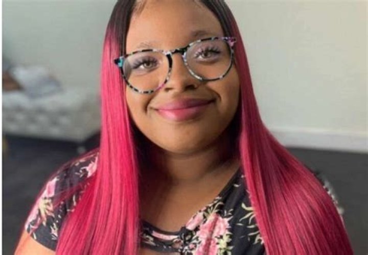Lovely Peaches' Controversial Instagram Presence