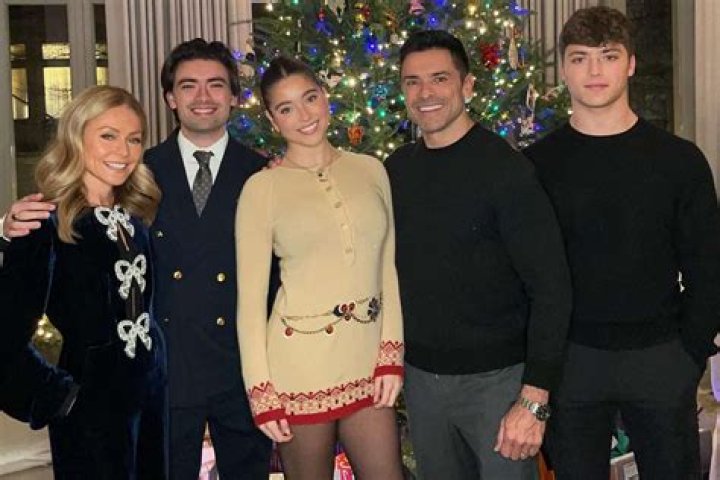 Michael Consuelos: Relationships, Privacy & Family Life Insights