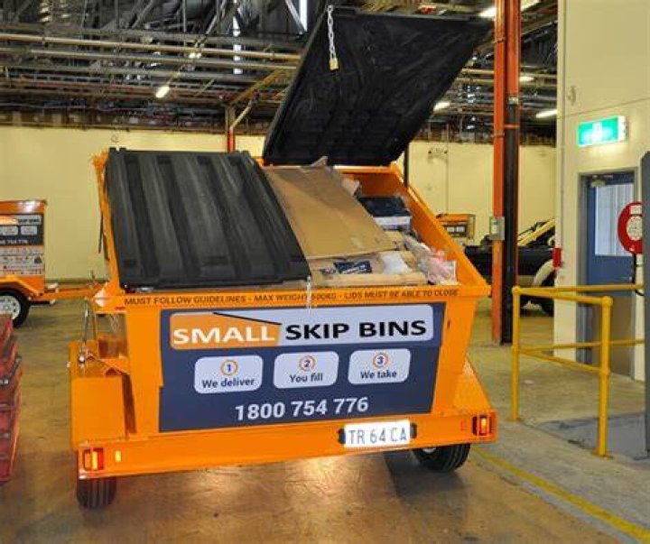 Mini skip hire and rubbish collection services