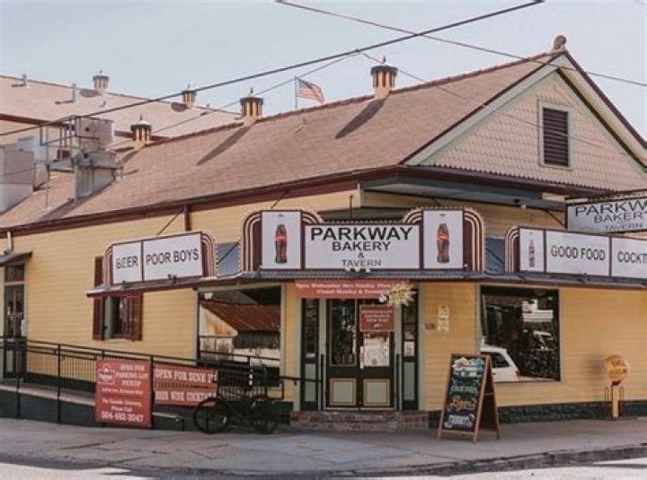 Parkway Bakery & Tavern: Your Guide to Legendary New Orleans Eats