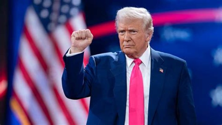 Political Affiliations: Luke Bryan And His Support For Trump