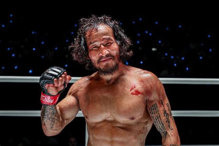 Rahasia MMA Yang Menakjubkan: Kenali Keunikan Chris Barnett
